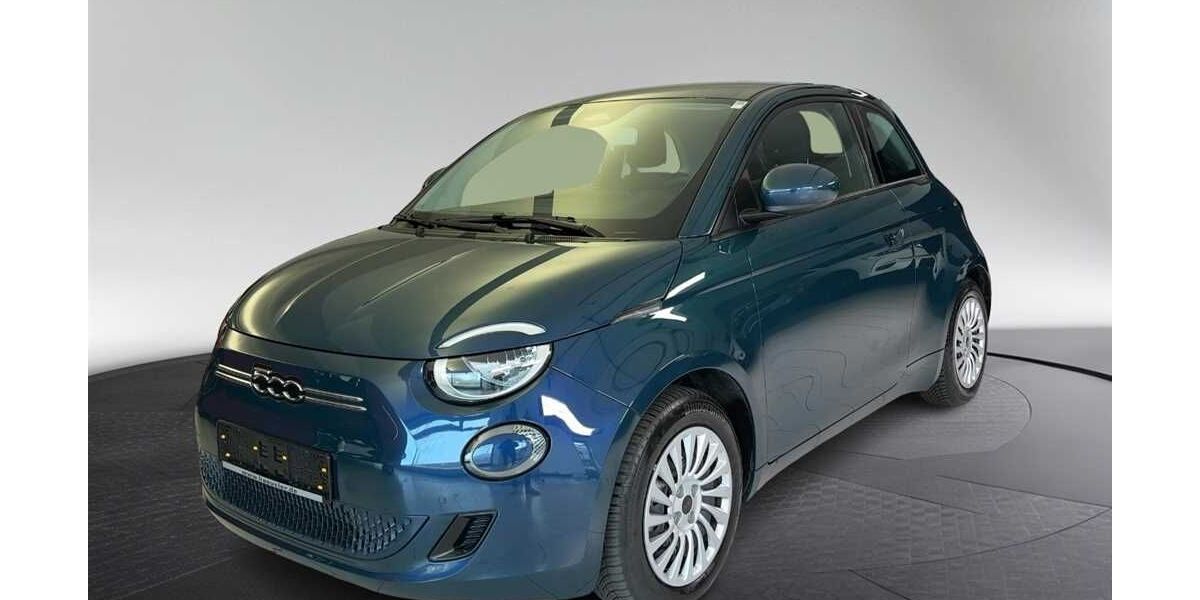 Fiat 500e 12.400 km 21.890 &euro; München 80339