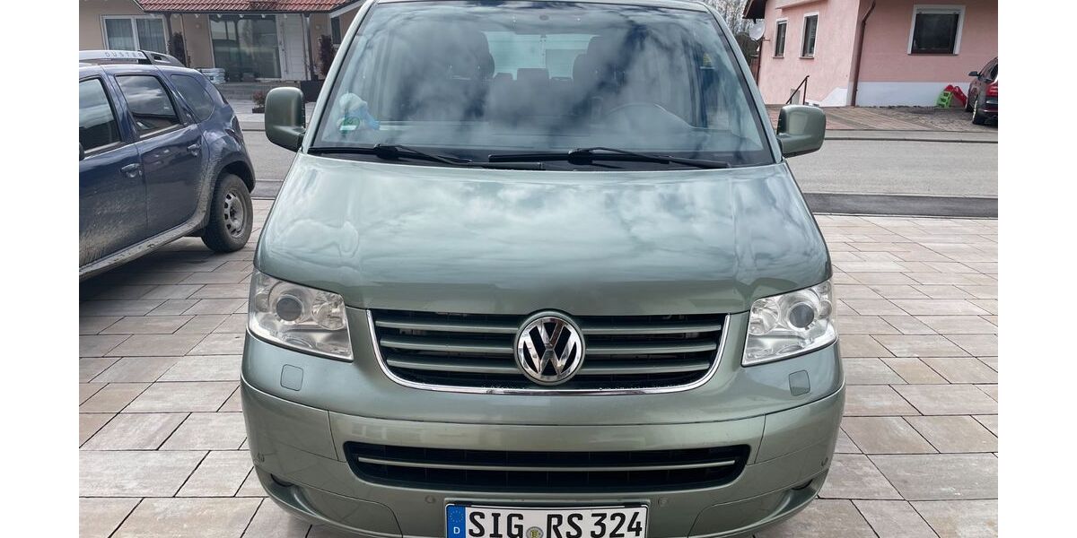VW T5 Multivan 256.000 km 14.700 &euro; Wald 88639