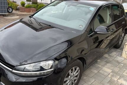 VW Golf 89.000 km 11.900 &euro; Stadecken-Elsheim 55271