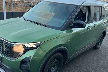 Ford Tourneo Courier 8.800 km 20.900 &euro; Wipperfürth 51688