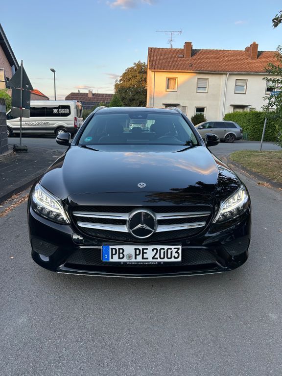 Mercedes-Benz C 220 263.000 km 14.650 € Hövelhof 33161