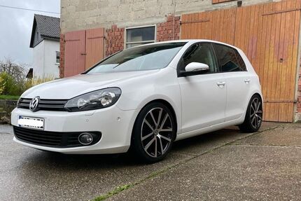 VW Golf 154.527 km 5.450 &euro; Berg 56357