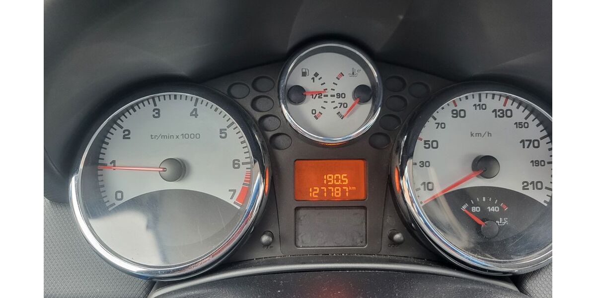 Peugeot 207 127.800 km 2.999 &euro; Winden 76872