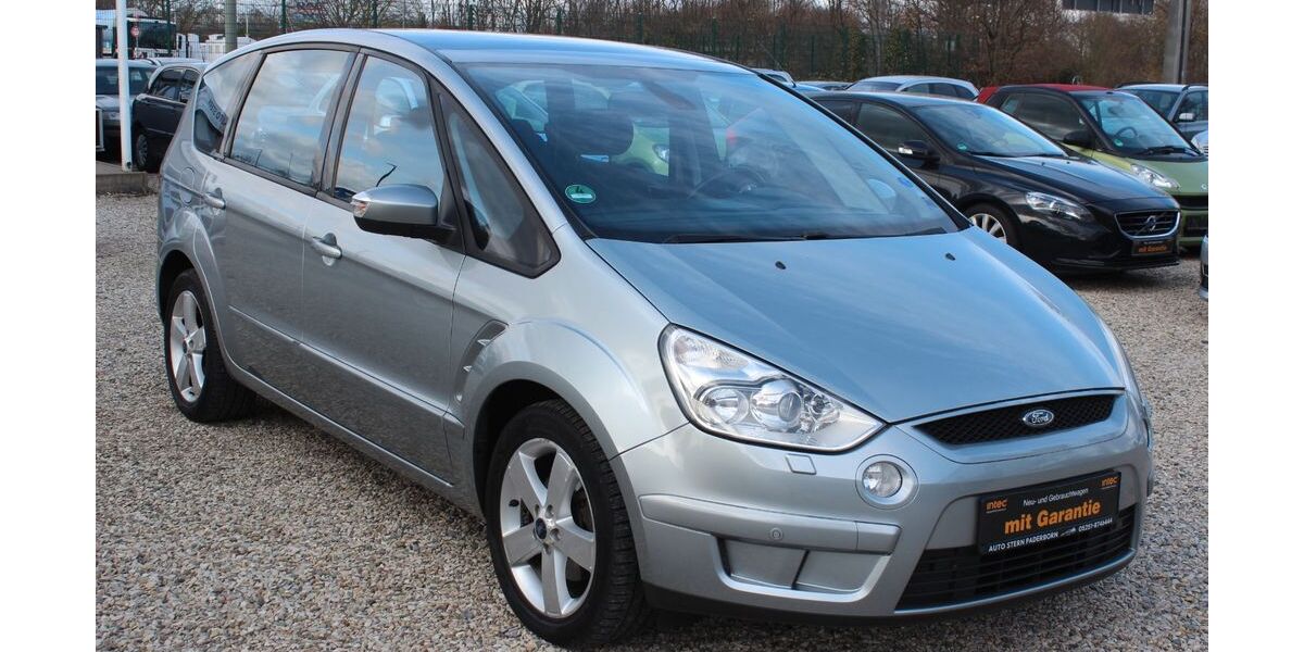 Ford S-Max 115.000 km 7.450 &euro; Paderborn 33106