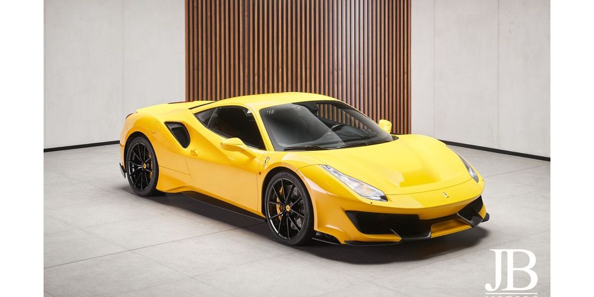 Ferrari 488 Pista 35.500 km 399.850 &euro; Stuhr 28816