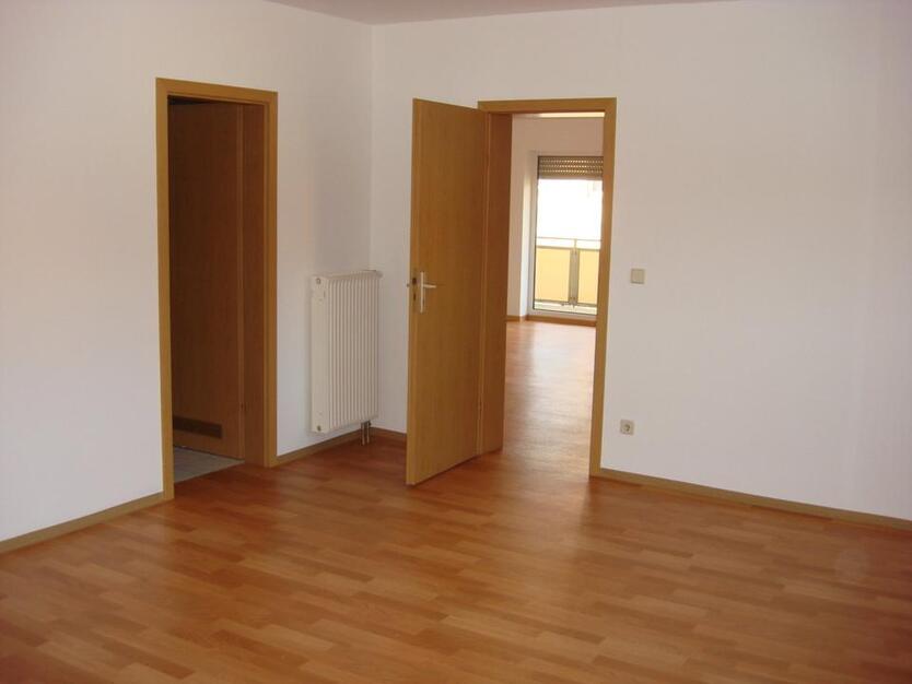 4-RaumWohnung mit Balkon zu vermieten