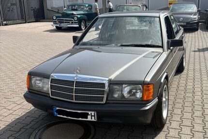 Mercedes-Benz 190 125.000 km 8.999 &euro; Königstein im Taunus 61462