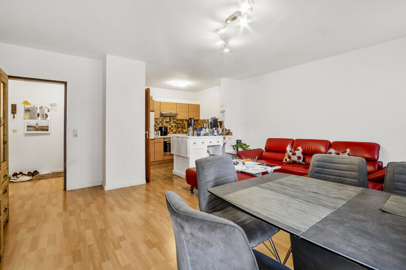 Delmenhorst - Stickgras 2.-Zi.- HochparterreWohnung mit Garage und Balkon