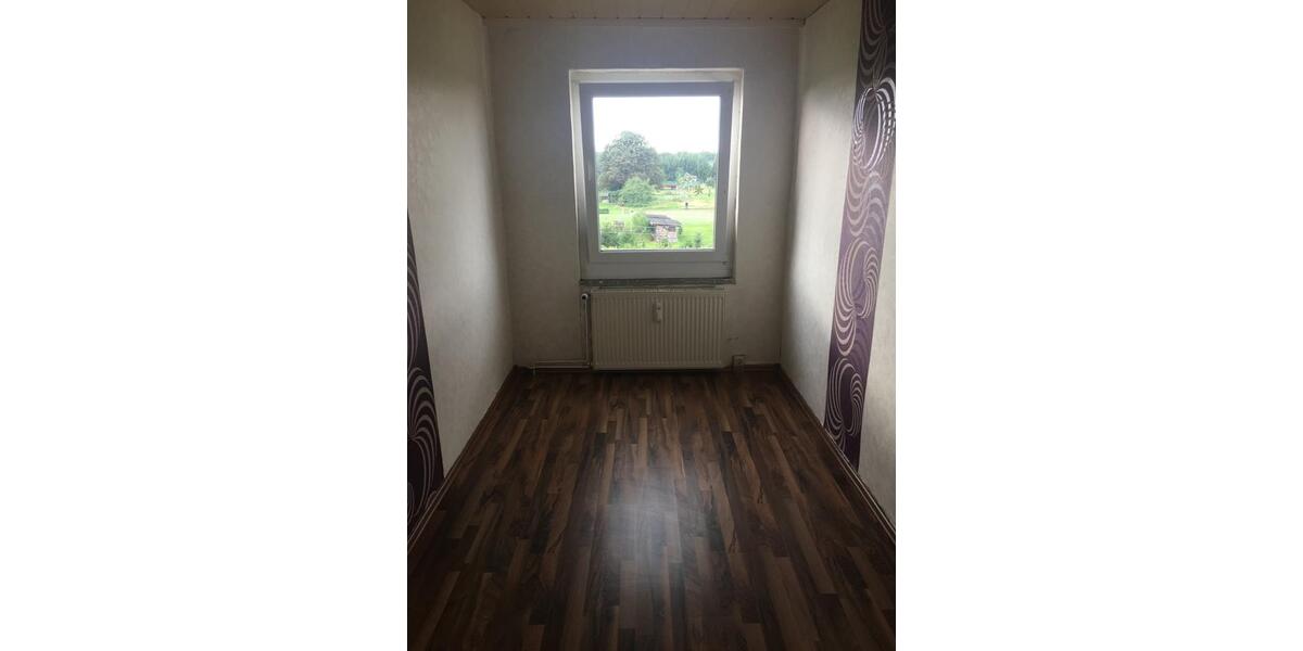 Erdgeschoßwohnung Kindelbrück - 4 Zimmer, 76 m&sup2;, 587&euro; | Angebot:25309276