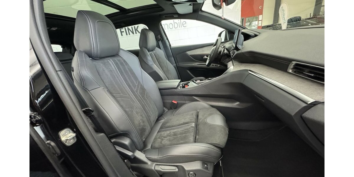 Peugeot 3008 Blue HDi 130 GT 1.Hand Black Edition 9.990 km 25.320 &euro; Lich 35423