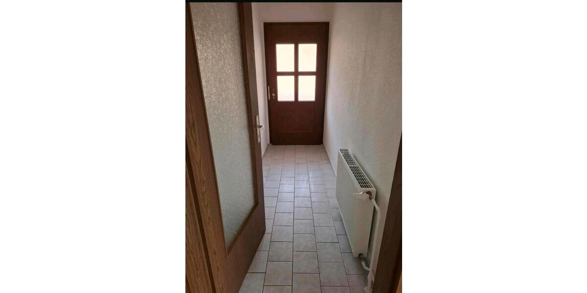 Einfamilienhaus Neuzelle - 3 Zimmer, 120 m&sup2;, 600&euro; | Angebot:25393597