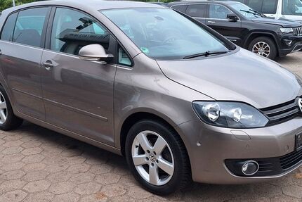 VW Golf 147.732 km 8.299 &euro; Stapelfeld 22145