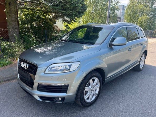 Q7