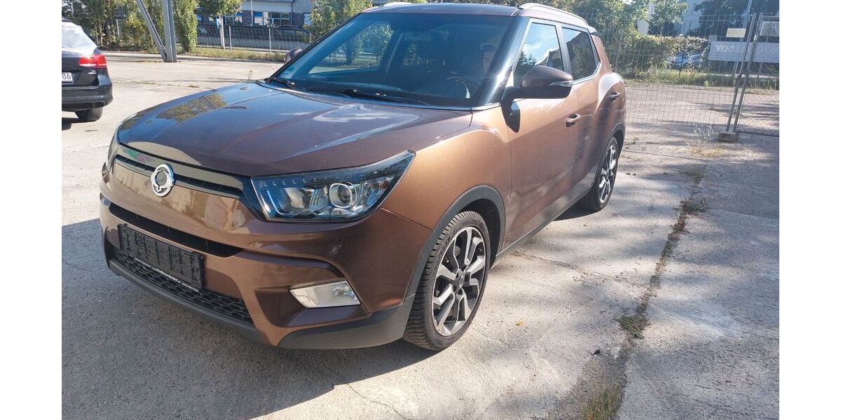 SsangYong Tivoli 148.000 km 3.590 &euro; berlin 12165