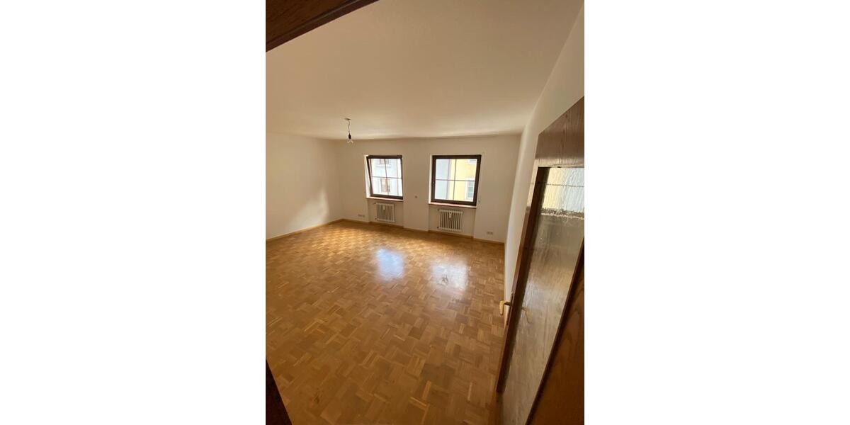 Etagenwohnung Bad Säckingen - 3 Zimmer, 108 m&sup2;, 1.200&euro; | Angebot:26604018