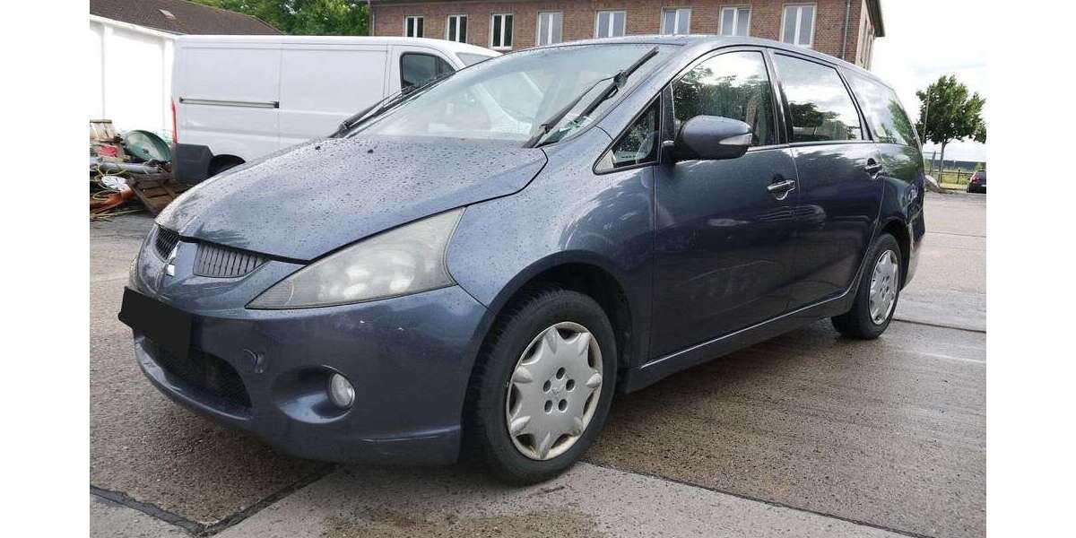 Mitsubishi Grandis 317.000 km 1.699 &euro; Berlin 12439