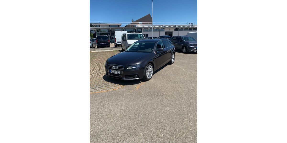 Audi A4 552.000 km 4.300 &euro; Stuer 17209