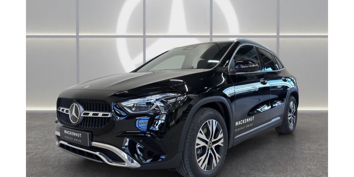 Mercedes-Benz GLA 200 8.500 km 46.900 &euro; Baden-Baden 76532
