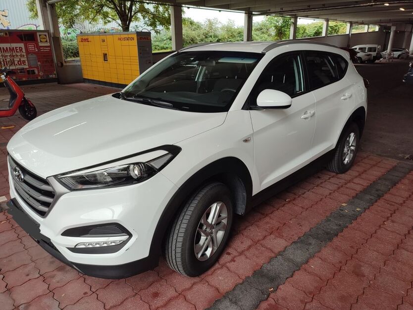 Hyundai TUCSON 35.000 km 18.500 € Stuttgart 70191