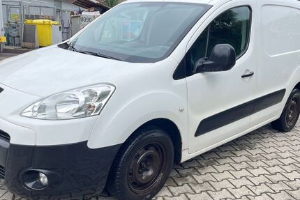 Peugeot Partner 300.000 km 2.199 € Hoppegarten 15366