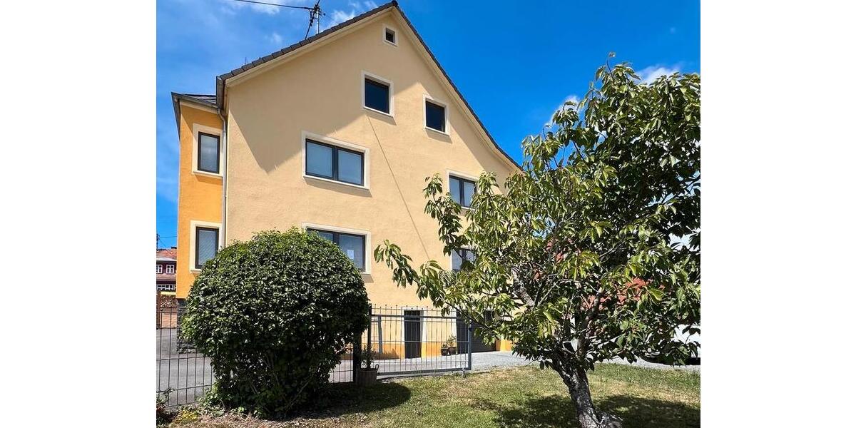 Erdgeschoßwohnung Birkenfeld - 4 Zimmer, 125 m&sup2;, 1.200&euro; | Angebot:25395393