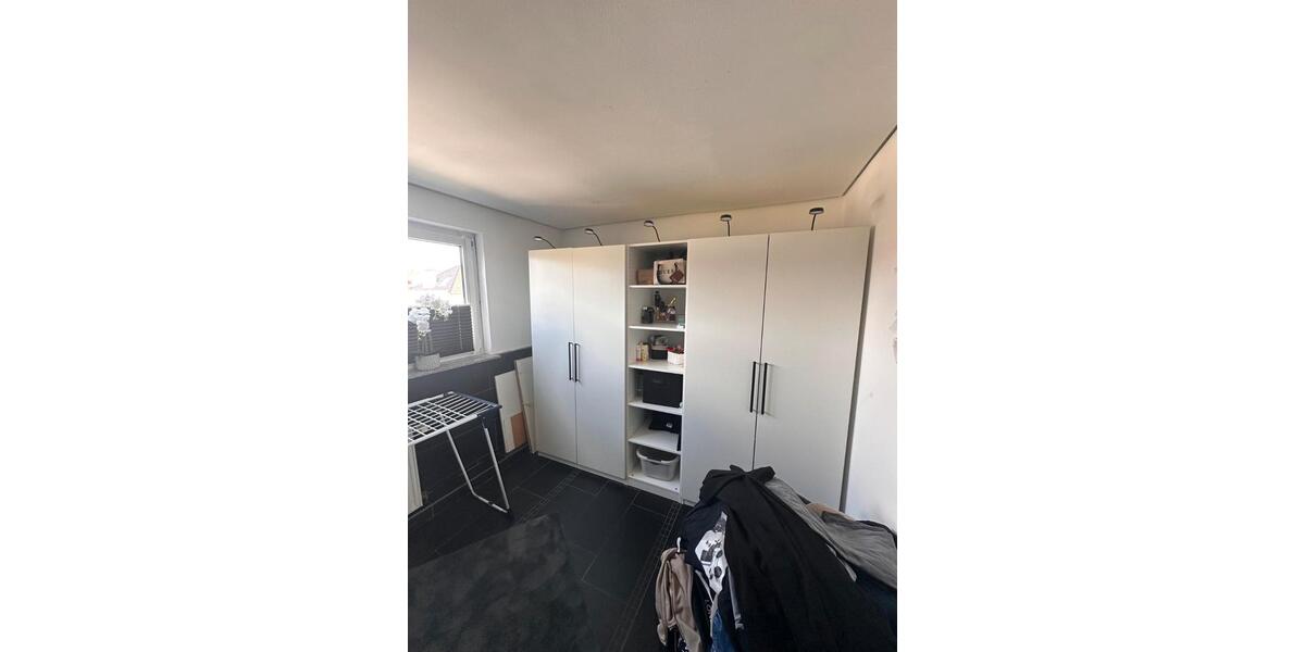 Dachgeschoßwohnung Gelsenkirchen - 3 Zimmer, 84 m&sup2;, 134.000&euro; | Angebot:26993477