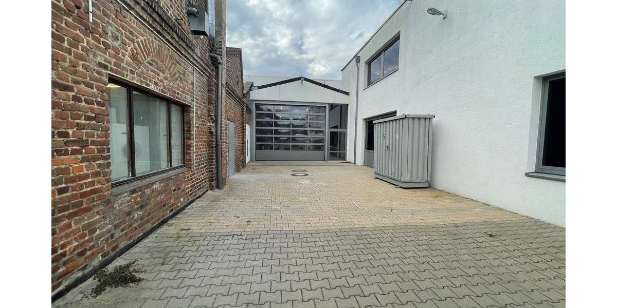 Moderner Gewerbepark mit über 11.000 m² Büro-, Lager- und Produktionsfläche zimmer