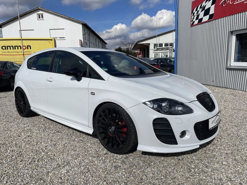 Seat Leon 131.000 km 15.500 € Altdorf / Landshut 84032