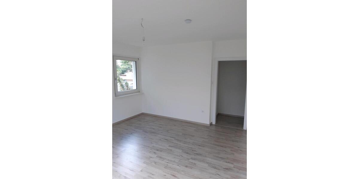 Hochparterre Mülheim an der Ruhr Dümpten - 1 Zimmer, 32 m&sup2;, 80.000&euro; | Angebot:24563676