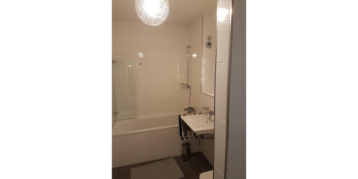 Stilvolle 2-Zimmer EG Wohnung mit Einbauküche, Terrasse, Garten 2 zimmer