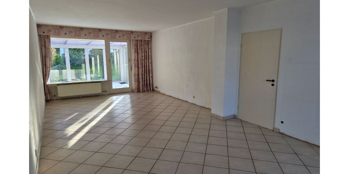 Reiheneckhaus mit Wintergarten in Schwalbach am Taunus - Einfamilienhaus Schwalbach am Taunus | Angebot:26986069