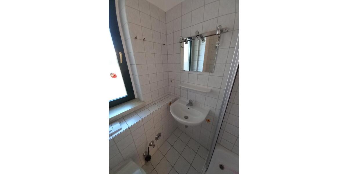 Etagenwohnung Ballenstedt - 3 Zimmer, 72 m&sup2;, 490&euro; | Angebot:26644721