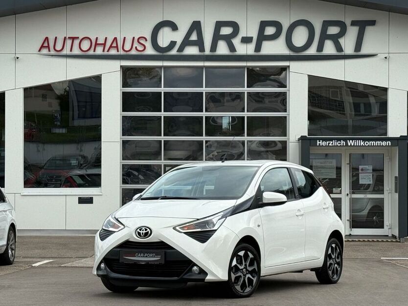 Aygo (X)