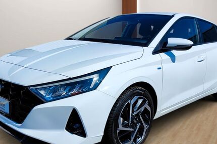 Hyundai i20 26.400 km 14.990 &euro; Bremerhaven 27568