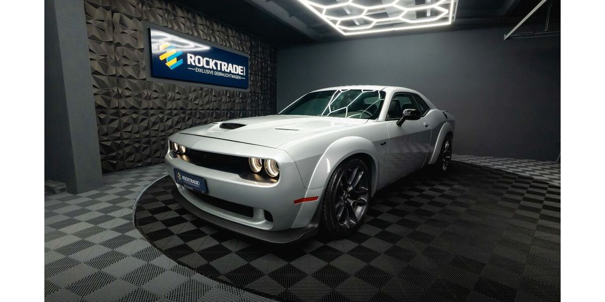 Dodge Challenger 3.395 km 39.990 &euro; Leipzig 04178