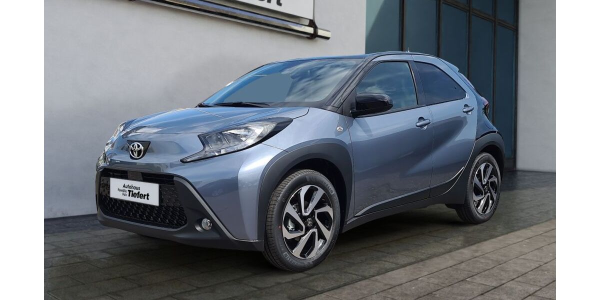 Toyota Aygo (X) 2.650 km 18.490 &euro; Lauchringen 79787