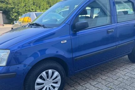 Fiat Panda 93.684 km 2.699 &euro; Wuppertal 42285