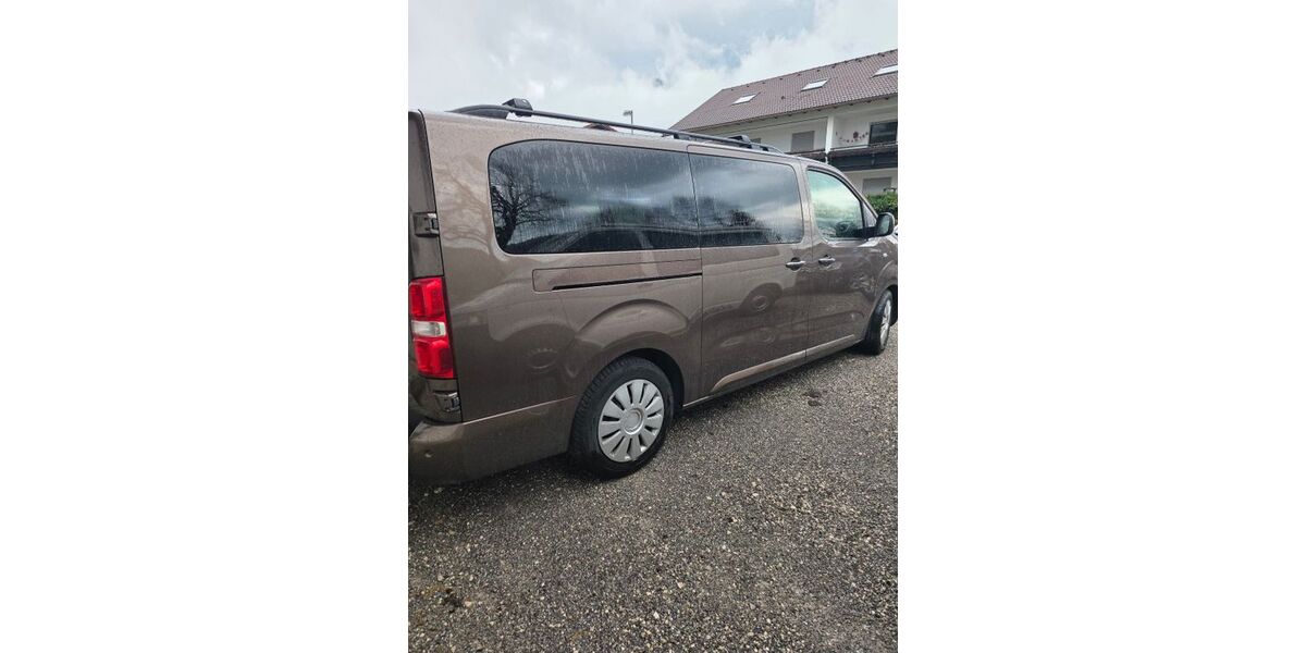 Toyota Proace (Verso) 3.000 km 26.900 &euro; Pfronten 87459