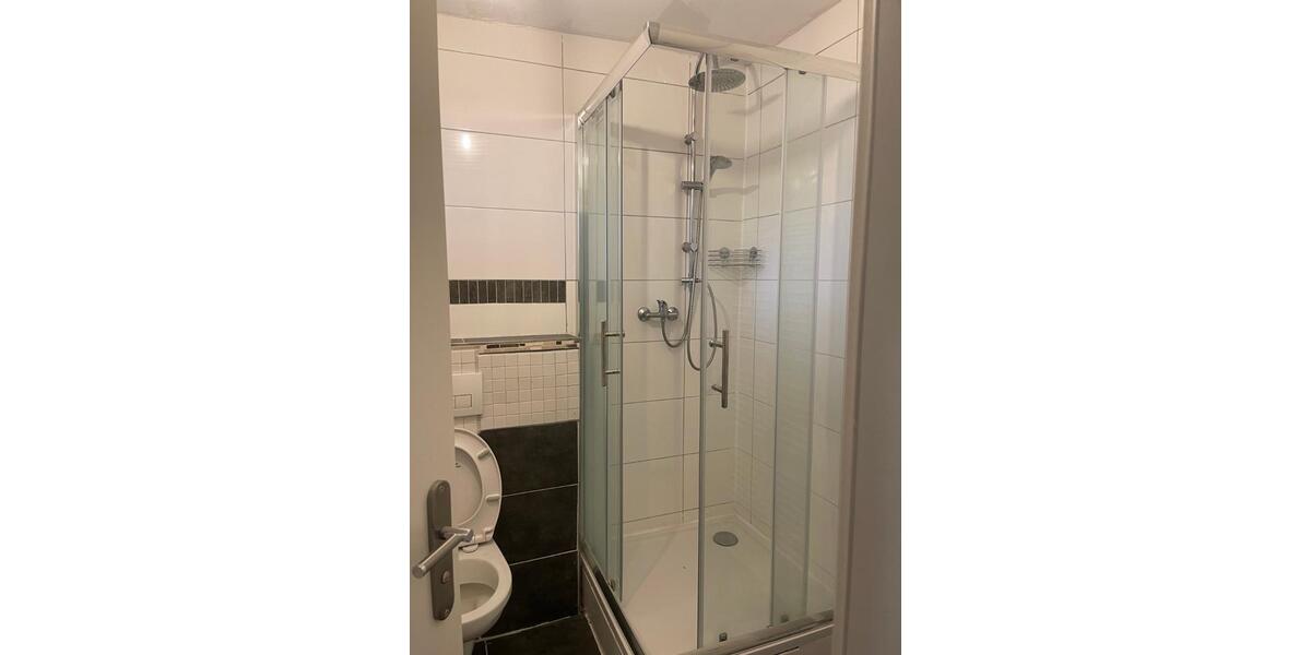 Erdgeschoßwohnung Oldenburg Etzhorn - 5 Zimmer, 110 m&sup2;, 1.000&euro; | Angebot:25420086