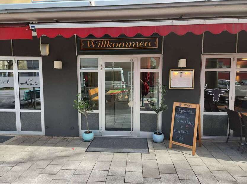 Gastronomie in Waldkraiburg 1.200.000 € 270 m² zimmer