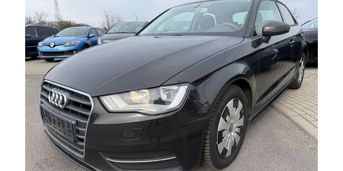 Audi A3 209.000 km 6.400 &euro; Wildau 15745