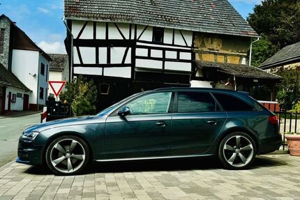 Audi A4 180.000 km 14.900 &euro; Heidenrod 65321