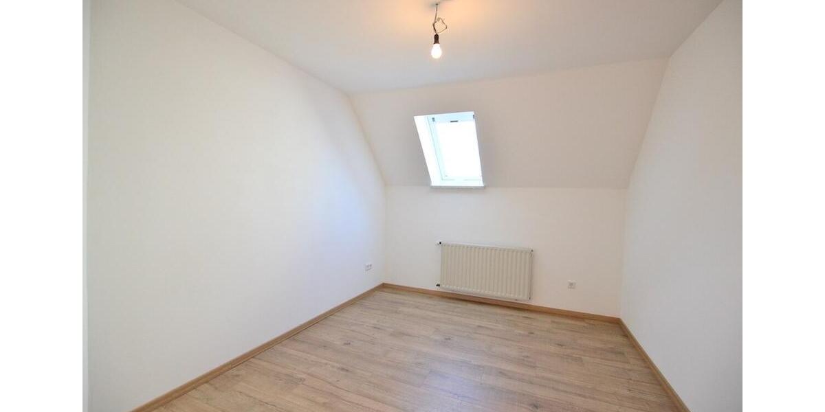 Etagenwohnung Borchen - 4 Zimmer, 97 m&sup2;, 595&euro; | Angebot:25479729