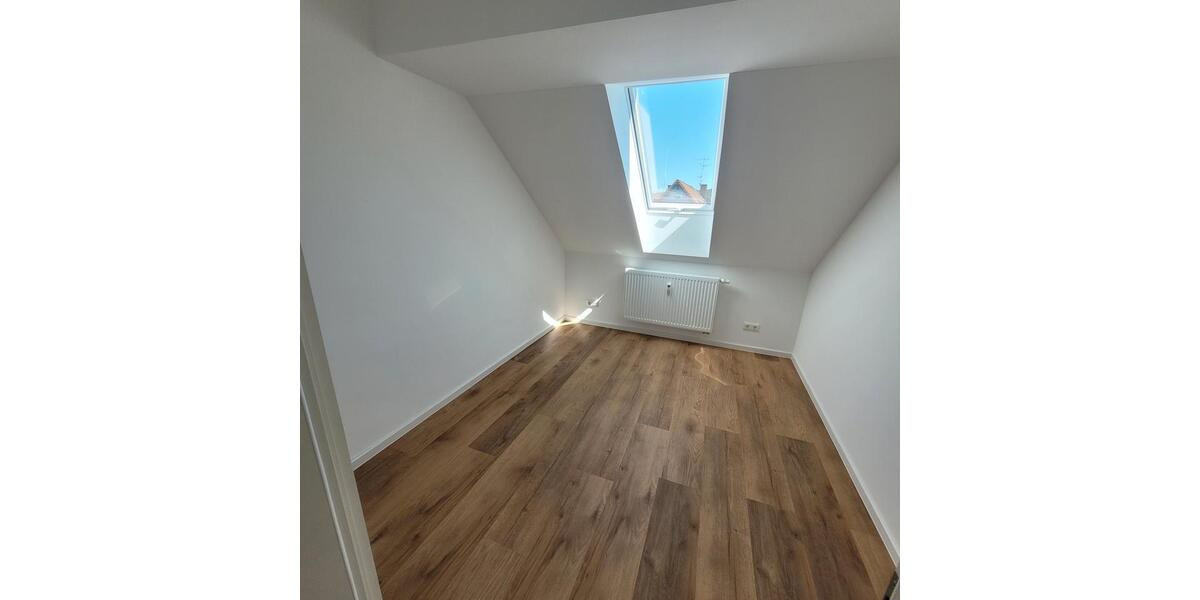 Dachgeschoßwohnung Mitwitz - 4 Zimmer, 77 m&sup2;, 725&euro; | Angebot:26367691