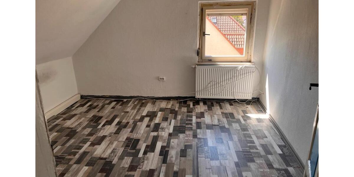 Einfamilienhaus Alzey - 7 Zimmer, 130 m&sup2;, 400.000&euro; | Angebot:26383511