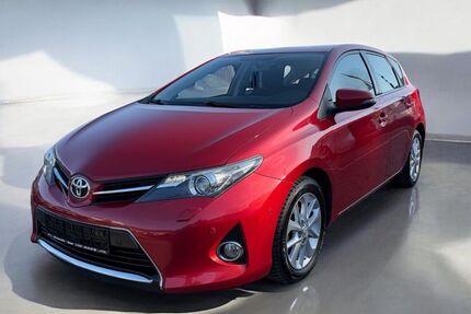 Toyota Auris 131.000 km 8.999 &euro; Speyer 67346