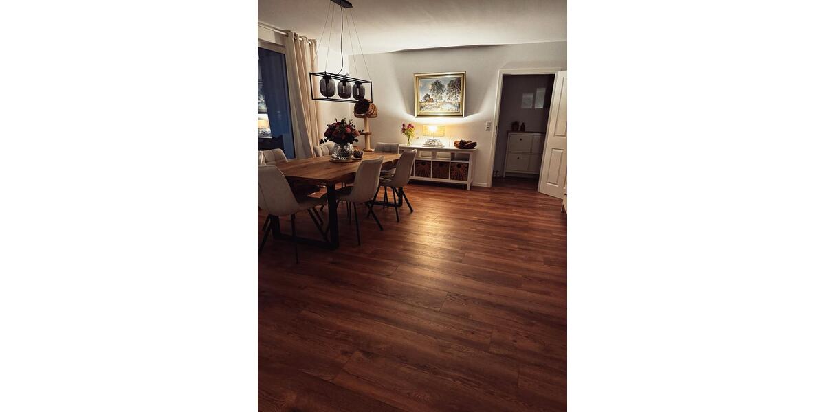 Einfamilienhaus mit Wintergarten, großem Garten & Doppelgarage 4 zimmer