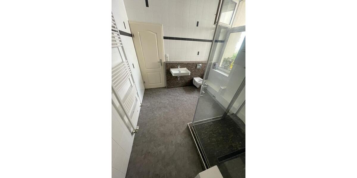 Mehrfamilienhaus, Wohnhaus Wuppertal Gemarkung Vohwinkel - 16 Zimmer, 500 m&sup2;, 765.000&euro; | Angebot:26698959