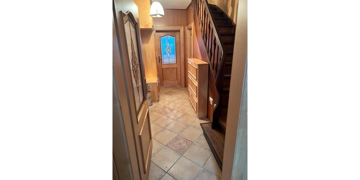 Reihenhaus Sonneberg - 5 Zimmer, 110 m&sup2;, 1.000&euro; | Angebot:23688109