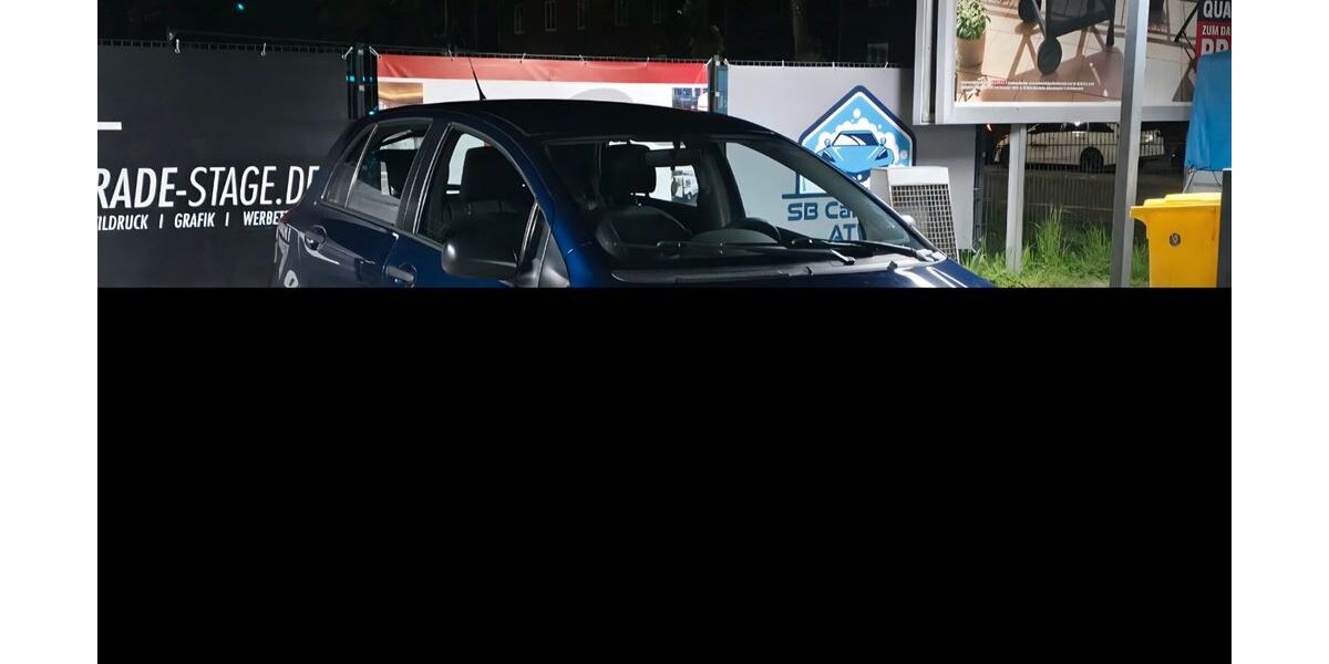 Toyota Yaris 164.600 km 2.690 &euro; Hamburg 21031